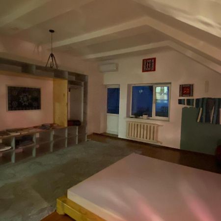 Kuduk Cultural Residence Bishkek Bagian luar foto