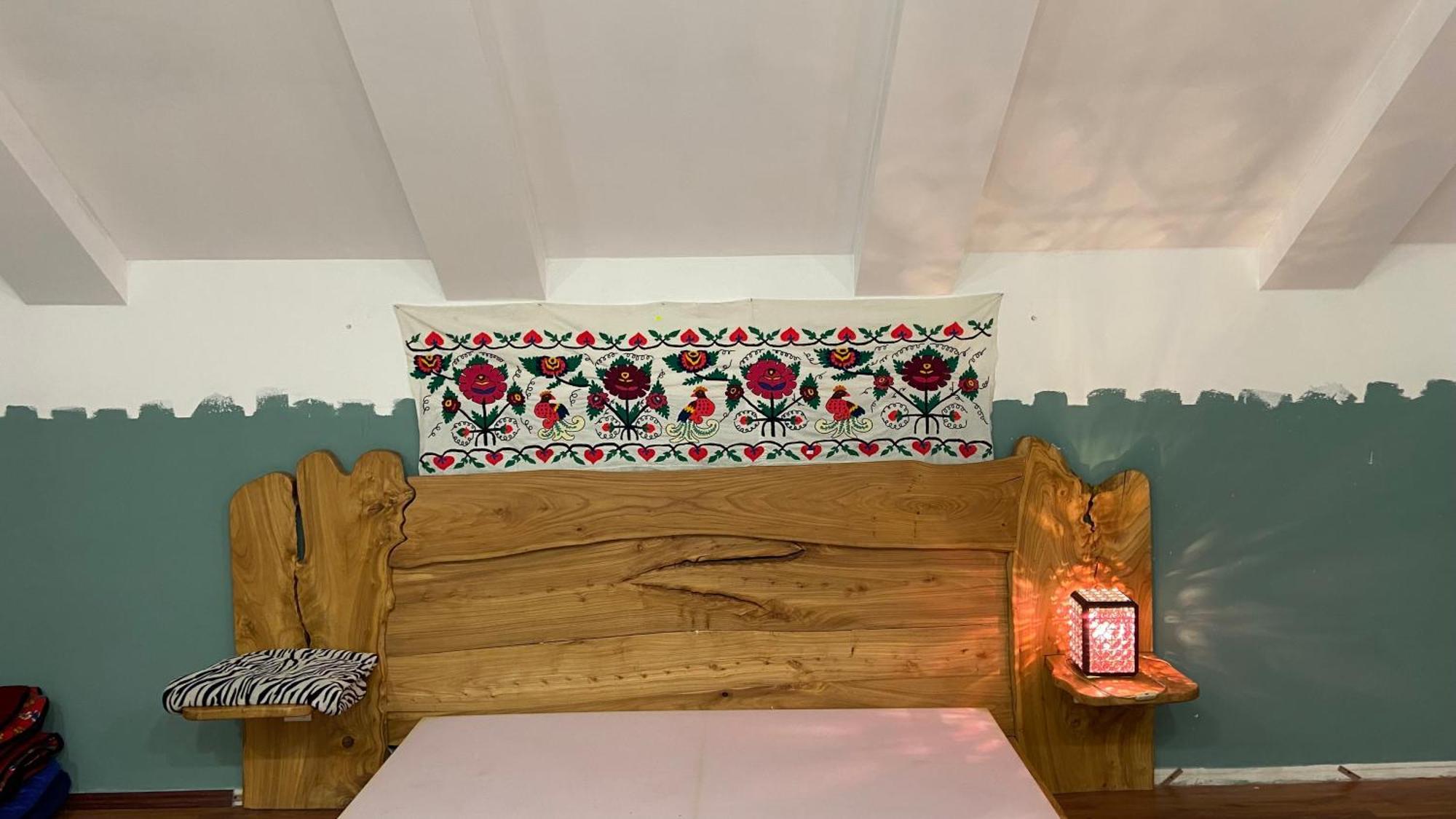Kuduk Cultural Residence Bishkek Bagian luar foto